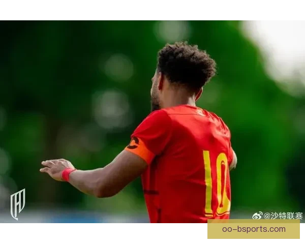 奥巴梅扬加盟卡迪西亚引发热议 新篇章开启足球生涯新挑战