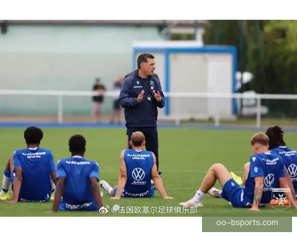 欧塞尔在佩利西耶率队带领下重返法甲迎来新赛季辉煌